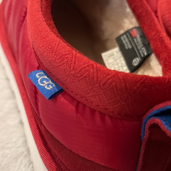 Gently Loved UGG Red Quilted Slippers - Picture 8 of 9